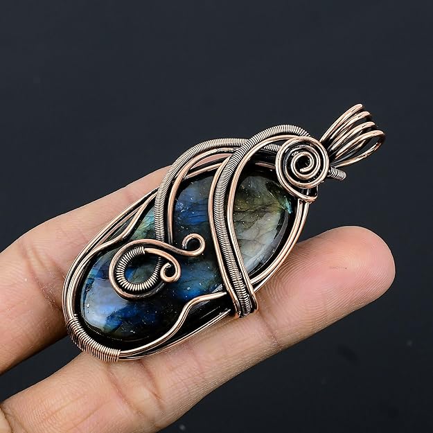 Wire Wrapped Necklace With Labradorite Pendant