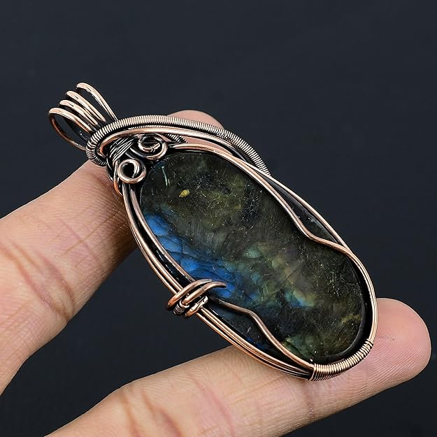 Wire Wrapped Necklace With Labradorite Pendant