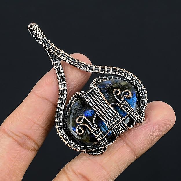 Wire Wrapped Necklace With Labradorite Pendant