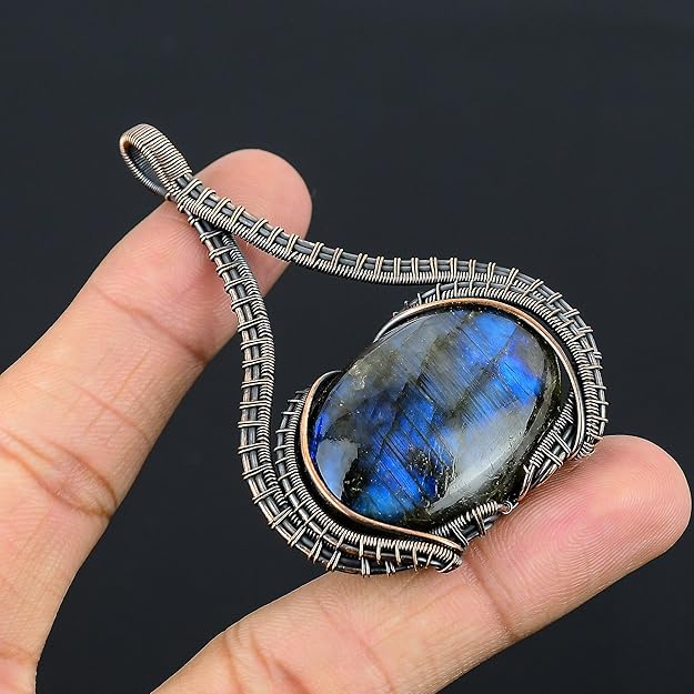 Wire Wrapped Necklace With Labradorite Pendant