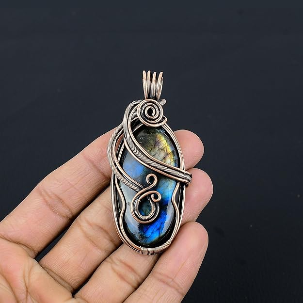 Wire Wrapped Necklace With Labradorite Pendant