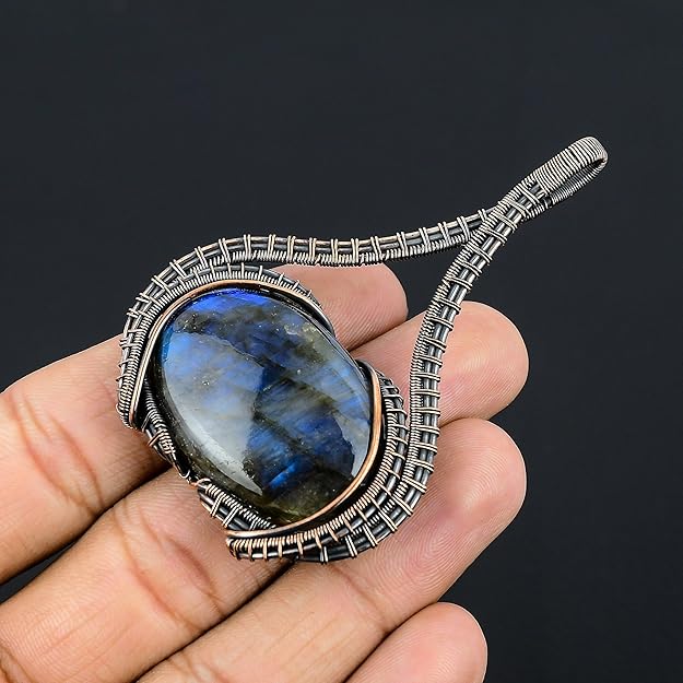 Wire Wrapped Necklace With Labradorite Pendant