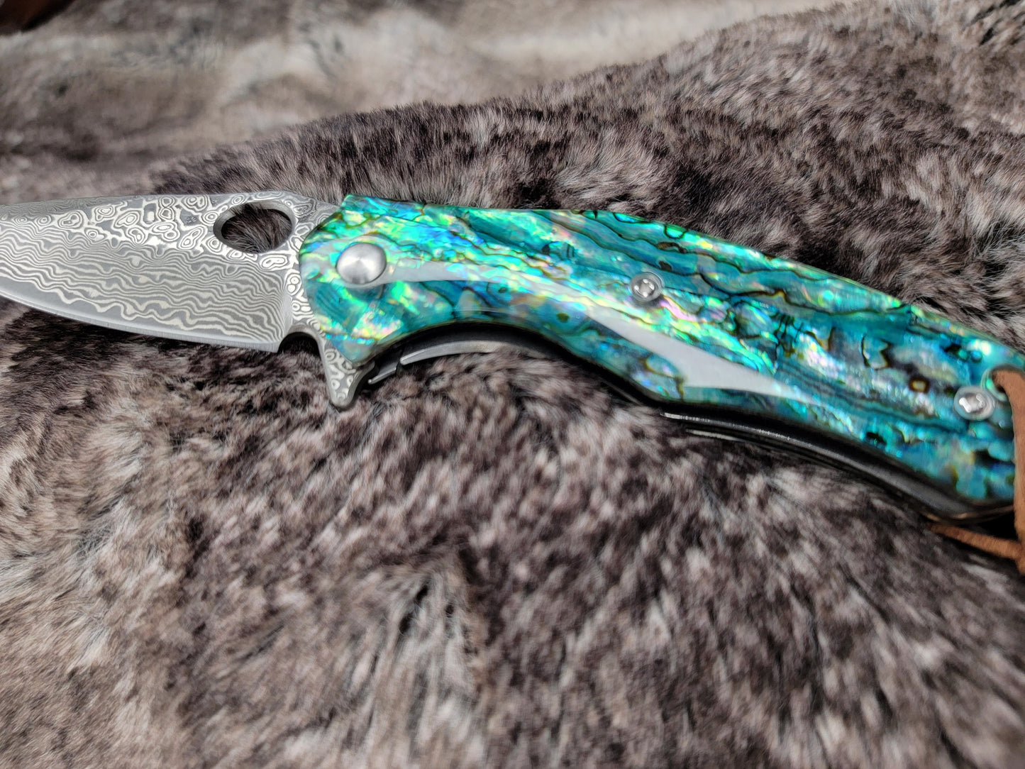 Abalone Damascus Folding Knife, Engraved VG10 Pocket Knife Gift, Personalized Knives Groomsmen Gifts, Wedding Anniversary Husband | VP104