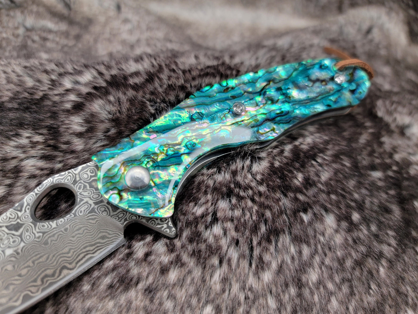Abalone Damascus Folding Knife, Engraved VG10 Pocket Knife Gift, Personalized Knives Groomsmen Gifts, Wedding Anniversary Husband | VP104