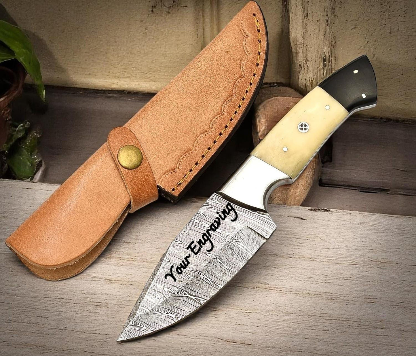 Engraved Damascus Hunting Knife – Buffalo Horn & Bone Handle Personalized Knife – Groomsmen Gift, Fathers Day, Wedding Gifts, Anniversary