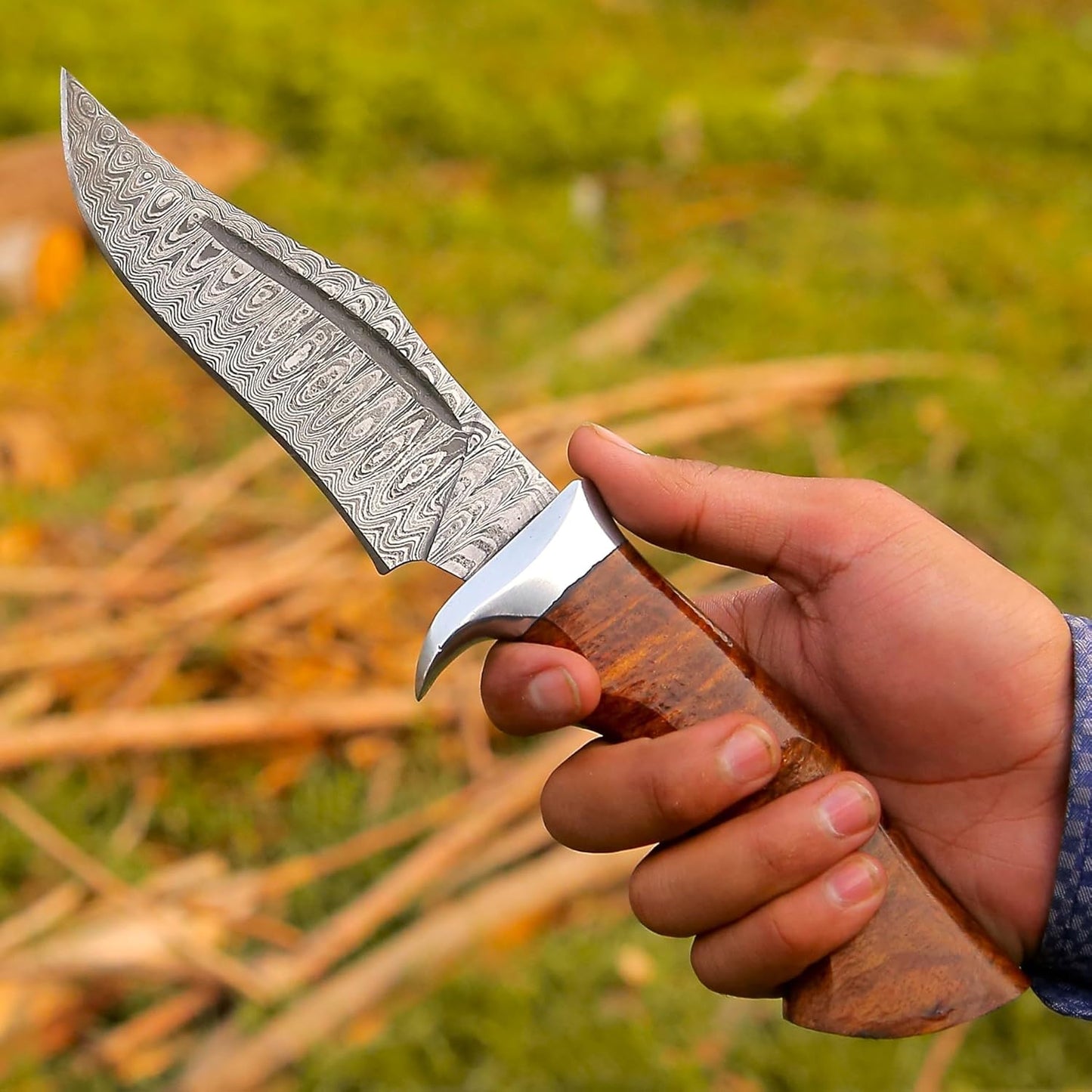 Burlwood Handle Damascus Hunting Knife