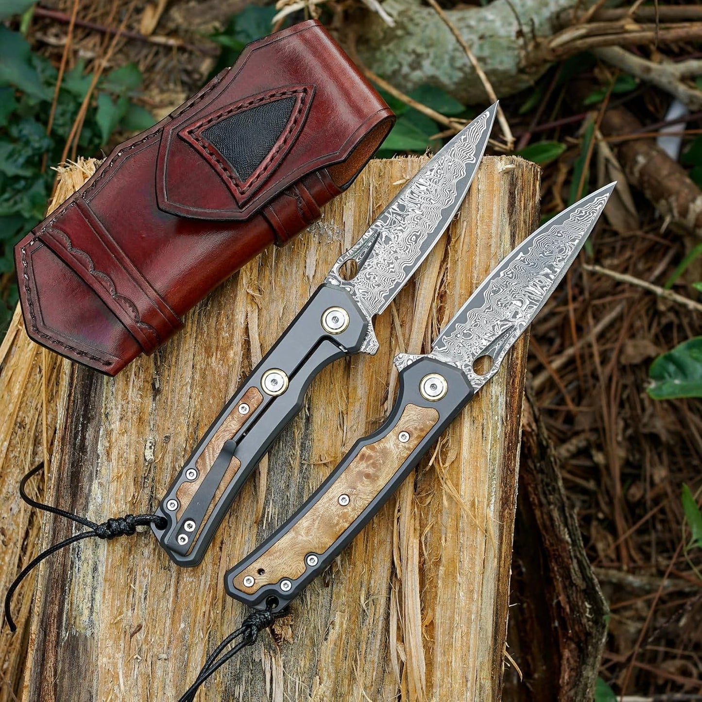 Maple Wood Inlay 3.46" Damascus Pocket Knife