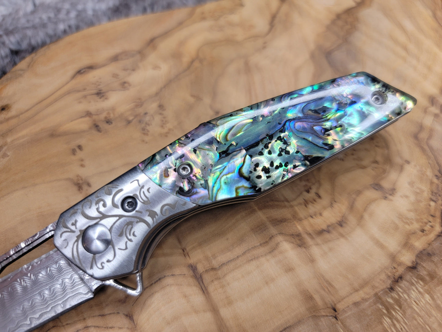 Damascus Pocket Knife Engraved Gift, Personalized Folding Knives, Engraving Gift For Him, Wedding Groomsmen Gift, Husband Anniversary VP115