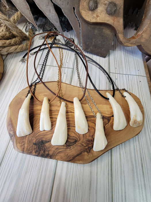Bison Tooth Necklace Rustic Outdoors Jewelry - North Rustic